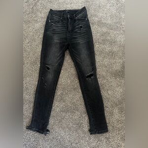 Risen Black Distressed Jeans size 3